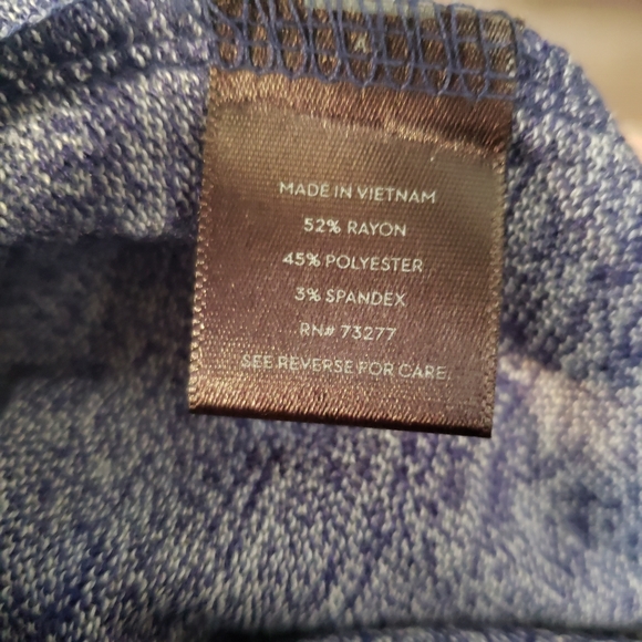 NWT Simple Vera Vera Wang top - Picture 6 of 6